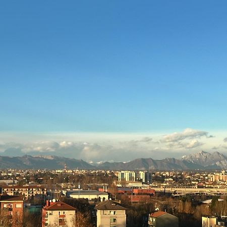 Skyscraper 11 Apartment Cinisello Balsamo Bagian luar foto